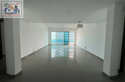 Apartment - 2 Bedrooms - 3 Bathrooms for rent in Blue Tower - Al Majaz 3 - Al Majaz - Sharjah