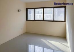 شقة - 2 غرف نوم - 2 حمامات للكراء في مبني الرقة - نايف - ديرة - دبي