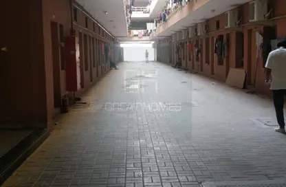 Labor Camp - Studio - 7+ Bathrooms for rent in Jebel Ali - Dubai