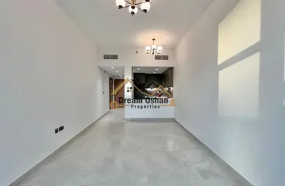 Apartment - 1 Bedroom - 2 Bathrooms for rent in Sama Al Jaddaf - Al Jaddaf - Dubai