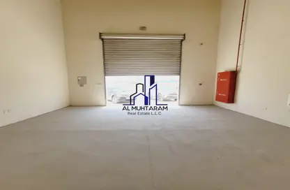 Warehouse - Studio - 1 Bathroom for rent in Al Sajaa Industrial - Al Sajaa - Sharjah