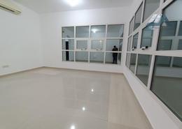 Studio - 1 حمام للكراء في مدينة شخبوط - أبوظبي