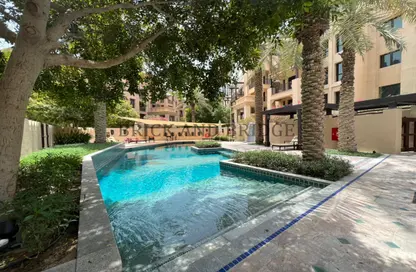 Apartment - 2 Bedrooms - 3 Bathrooms for rent in Yansoon - Old Town - Dubai