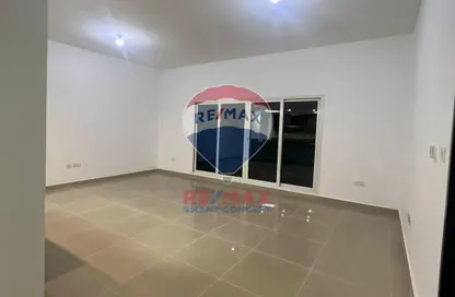Apartment - 1 Bedroom - 2 Bathrooms for sale in Tower 35 - Al Reef Downtown - Al Reef - Abu Dhabi