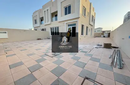 Villa - 3 Bedrooms - 5 Bathrooms for rent in Al Hooshi Villas - Hoshi - Al Badie - Sharjah
