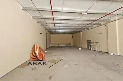 مستودع - استوديو للايجار في المنطقة الصناعية - عجمان