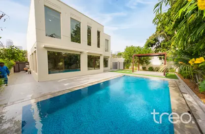 Villa - 3 Bedrooms - 4 Bathrooms for sale in Meadows 2 - Meadows - Dubai