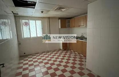 Apartment - 2 Bedrooms - 2 Bathrooms for rent in Al Qulaya'ah - Al Sharq - Sharjah