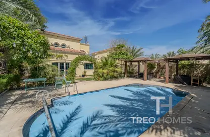 Villa - 4 Bedrooms - 5 Bathrooms for sale in Legacy - Jumeirah Park - Dubai