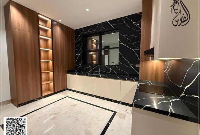 15733006 - Property Image 2