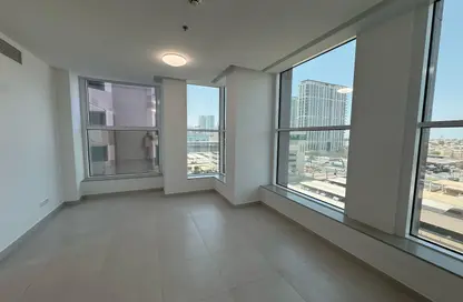 Apartment - 1 Bedroom - 2 Bathrooms for rent in DXB Tower - Sheikh Zayed Road - Dubai