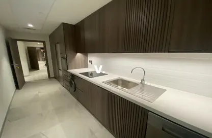 صورة لـ مطبخ شقة - 2 غرف نوم - 2 حمامات للايجار في برج المنال - شارع الشيخ زايد - دبي ، صورة رقم 1