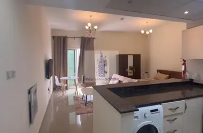 شقة - 1 حمام للايجار في برج يونى استايت الرياضية - مدينة دبي الرياضية - دبي