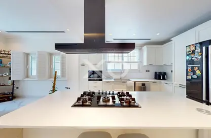 Villa - 3 Bedrooms - 4 Bathrooms for sale in Legacy - Jumeirah Park - Dubai