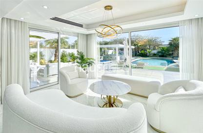 Villa - 3 Bedrooms - 4 Bathrooms for rent in Regional - Jumeirah Park - Dubai