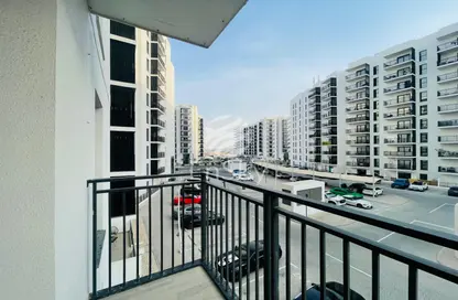 Apartment - 2 Bedrooms - 2 Bathrooms for rent in Waters Edge - Yas Island - Abu Dhabi