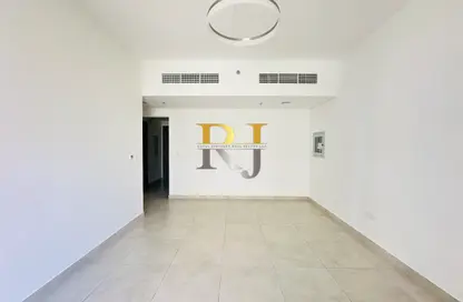 Apartment - 2 Bedrooms - 2 Bathrooms for rent in Mankhool Building - Mankhool - Bur Dubai - Dubai