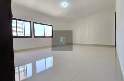 شقة - 3 غرف نوم - 2 حمامات للايجار في شارع حمدان - أبوظبي