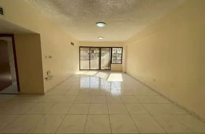 Apartment - 3 Bedrooms - 2 Bathrooms for rent in Silver Sands 1 - Mankhool - Bur Dubai - Dubai