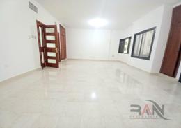 شقة - 3 غرف نوم - 4 حمامات للكراء في برج حمدان - الشارع الشرقي - شارع حمدان - أبوظبي