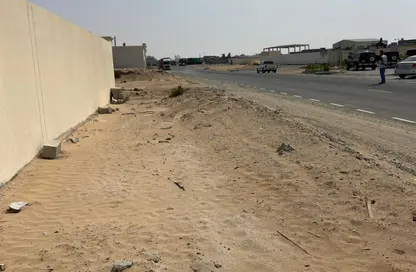 أرض - استوديو للايجار في مبني علي موسى - الصجعة الصناعية - الصجعة - الشارقة