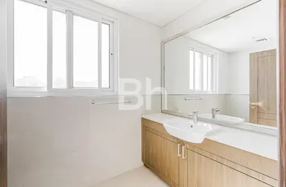 Townhouse - 4 Bedrooms - 4 Bathrooms for sale in Sur La Mer - La Mer - Jumeirah - Dubai