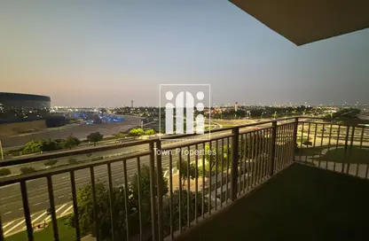 Apartment - 3 Bedrooms - 4 Bathrooms for rent in Waters Edge - Yas Island - Abu Dhabi