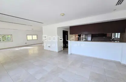 Villa - 3 Bedrooms - 4 Bathrooms for rent in Legacy - Jumeirah Park - Dubai