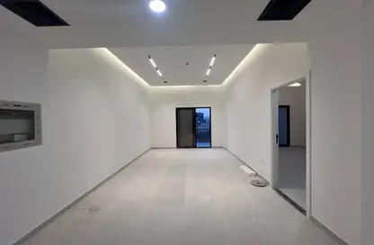 Apartment - 1 Bedroom - 2 Bathrooms for rent in Al Amir Abdullah Building - International City Phase 2 - Al Warsan 4 - Al Warsan - Dubai Apartment - 1 Bedroom - 2 Bathrooms for rent in Al Amir Abdullah Building - International City Phase 2 - Al Warsan 4 - Al Warsan - Dubai