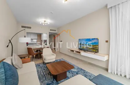 Apartment - 1 Bedroom - 2 Bathrooms for rent in One of One Luxury Residences - Business Bay - Dubai