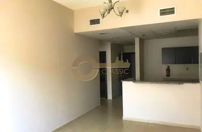 Apartment - 2 Bedrooms - 2 Bathrooms for sale in Mazaya 2 - Queue Point - Dubai Land - Dubai