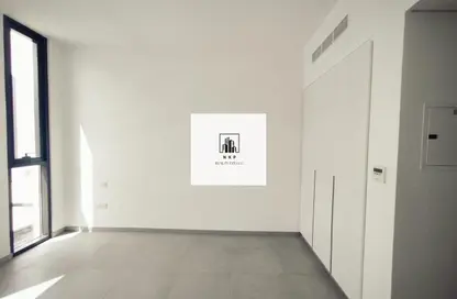 Apartment - Studio - 1 Bathroom for rent in East Village - Aljada - Sharjah