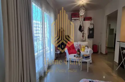 Living / Dining Room image for: Apartment - 1 Bathroom for sale in Al Reef Downtown - Al Reef - Abu Dhabi, Image 1
