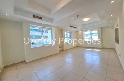 شقة - 2 غرف نوم - 3 حمامات للايجار في برج بن هندي - منخول - بر دبي - دبي