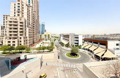 Apartment - 1 Bedroom - 2 Bathrooms for sale in Panorama at the Views Tower 1 - Panorama at the Views - The Views - Dubai