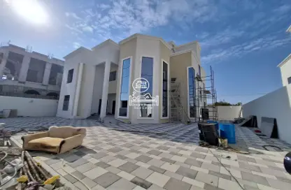 فيلا - 5 غرف نوم - 6 حمامات للايجار في مدينة الرياض - أبوظبي