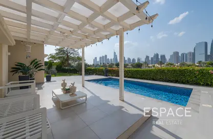Villa - 4 Bedrooms - 3 Bathrooms for sale in Meadows 1 - Meadows - Dubai