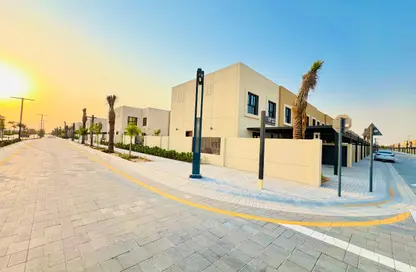 Townhouse - 3 Bedrooms - 4 Bathrooms for rent in Sharjah Sustainable City - Sharjah