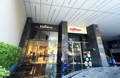 Shop - Studio - 1 Bathroom for rent in Suha Mina Rashid Hotel Apartments - Mankhool - Bur Dubai - Dubai