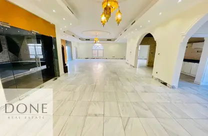 Villa - 4 Bedrooms - 7 Bathrooms for rent in Al Suyoh - Sharjah