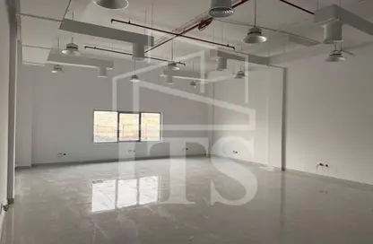 مكتب - استوديو للايجار في مجمع شون للأعمال - مجمع دبي للإستثمار - دبي مكتب - استوديو للايجار في مجمع شون للأعمال - مجمع دبي للإستثمار - دبي