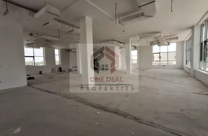 Villa - Studio - 4 Bathrooms for rent in Al Jimi - Al Ain