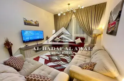 شقة - 2 غرف نوم - 2 حمامات للايجار في ابراج روز - الخان - الشارقة