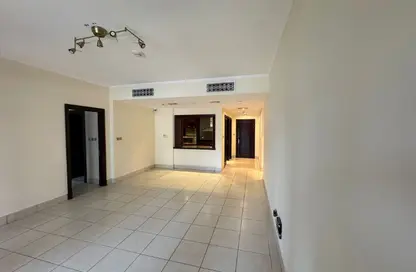 Apartment - 3 Bedrooms - 4 Bathrooms for rent in Reehan 6 - Reehan - Old Town - Dubai