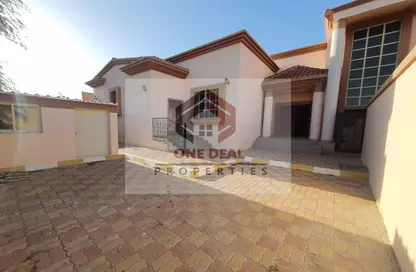 Outdoor House image for: Villa - 4 Bedrooms - 4 Bathrooms for rent in Al Maqam - Al Ain, Image 1
