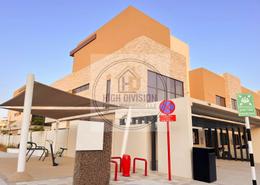 Townhouse - 5 bedrooms - 6 bathrooms for rent in Aldhay at Bloom Gardens - Bloom Gardens - Al Salam Street - Abu Dhabi