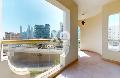 Balcony image for: Apartment - 3 Bedrooms - 3 Bathrooms for sale in Al Basri - Shoreline Apartments - Palm Jumeirah - Dubai, Image 1