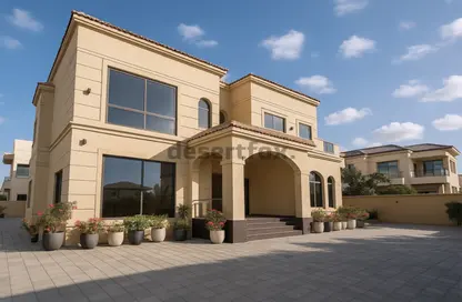 Villa - 5 Bedrooms - 7+ Bathrooms for sale in Jumeirah - Dubai