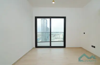 Empty Room image for: Apartment - 1 Bedroom - 2 Bathrooms for rent in Binghatti Heights - Jumeirah Village Circle - Dubai, Image 1
