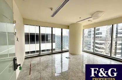 Office Space - Studio - 1 Bathroom for rent in Opal Tower - Business Bay - Dubai